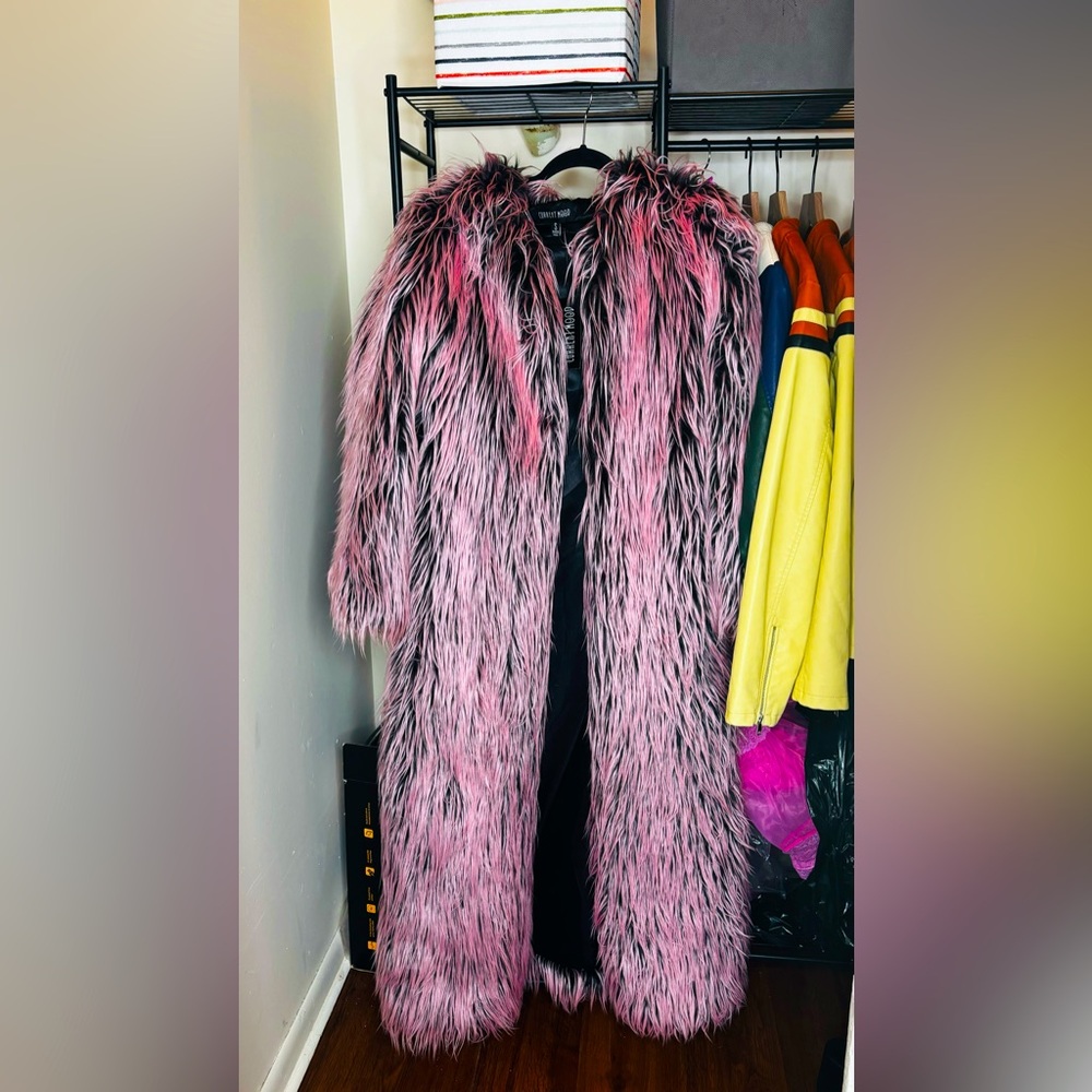 Pink Faux Fur body length Jacket